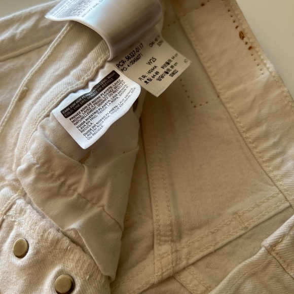 Levi’s 501 Original High-Rise Women’s Shorts - Picture 4 of 4
